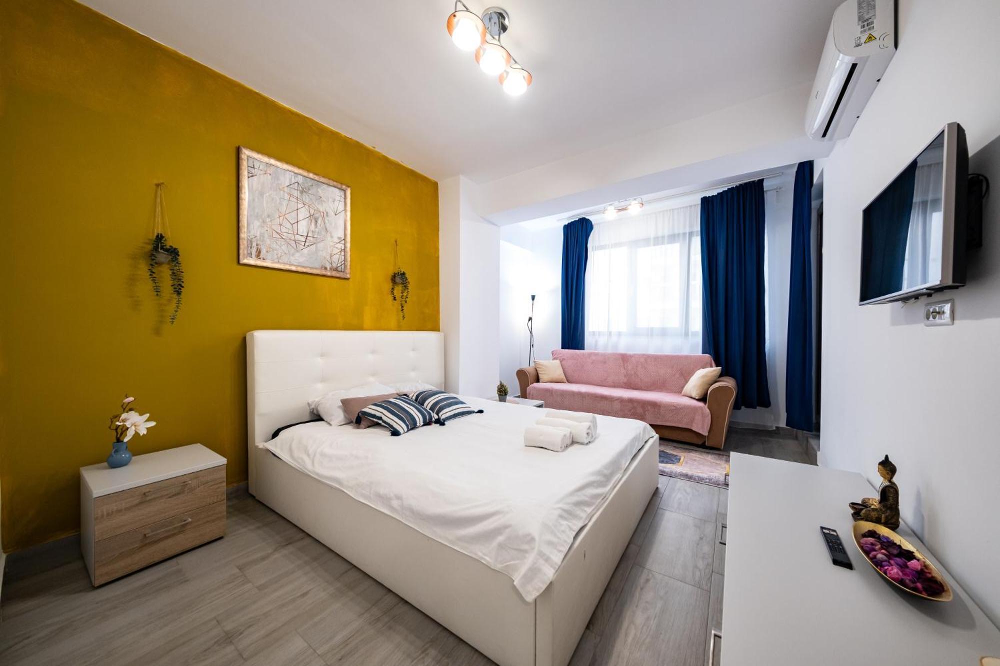 The Golden Studio - With Free Gym Bucharest Exterior photo